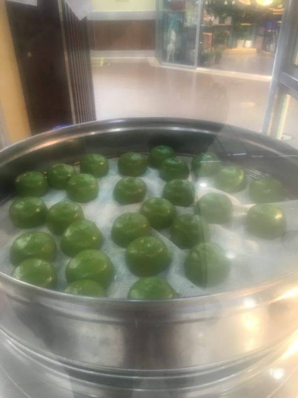 Esses estavam sendo preparados num quiosque no Carrefour.