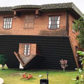 A casa engraçada na&nbsp;China!