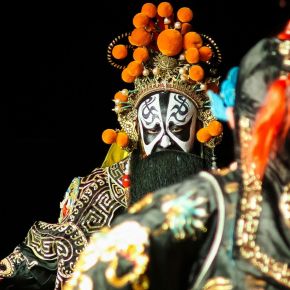 Biàn liǎn: A Arte da Troca de Máscaras na Ópera de&nbsp;Sichuan