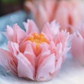 Massa Folhada de Flor de Lótus: A Delicadeza da Confeitaria&nbsp;Chinesa